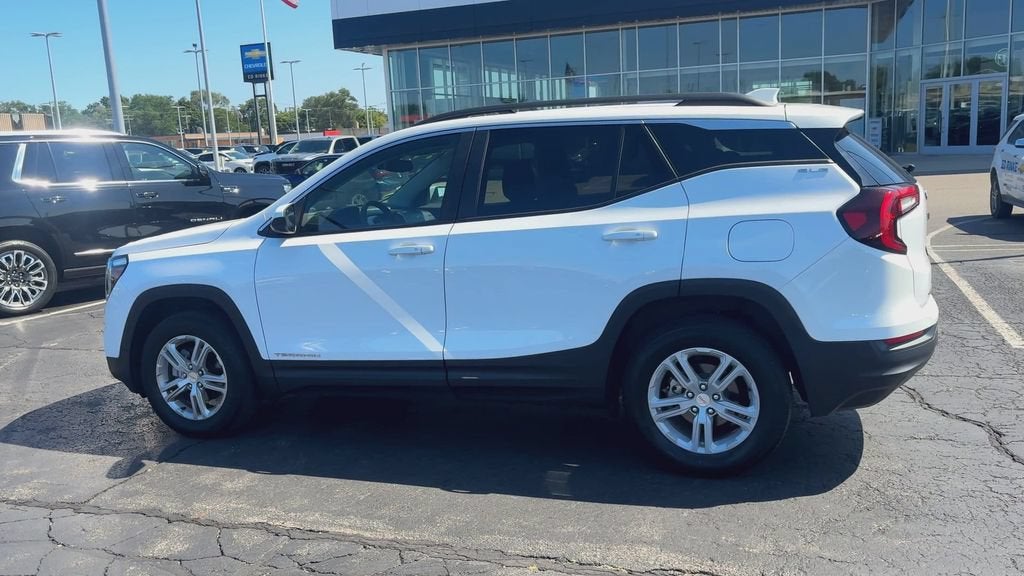 2023 GMC Terrain SLE