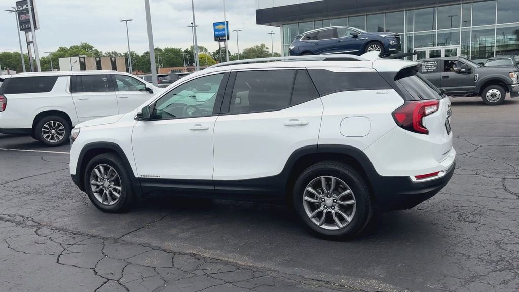 2024 GMC Terrain SLT