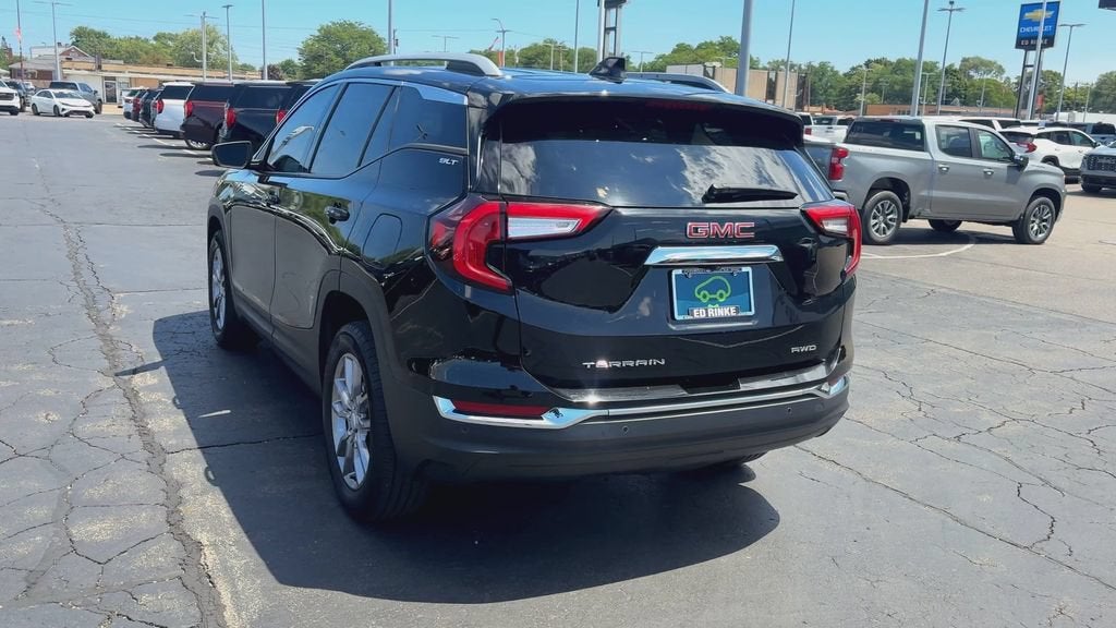 2024 GMC Terrain SLT