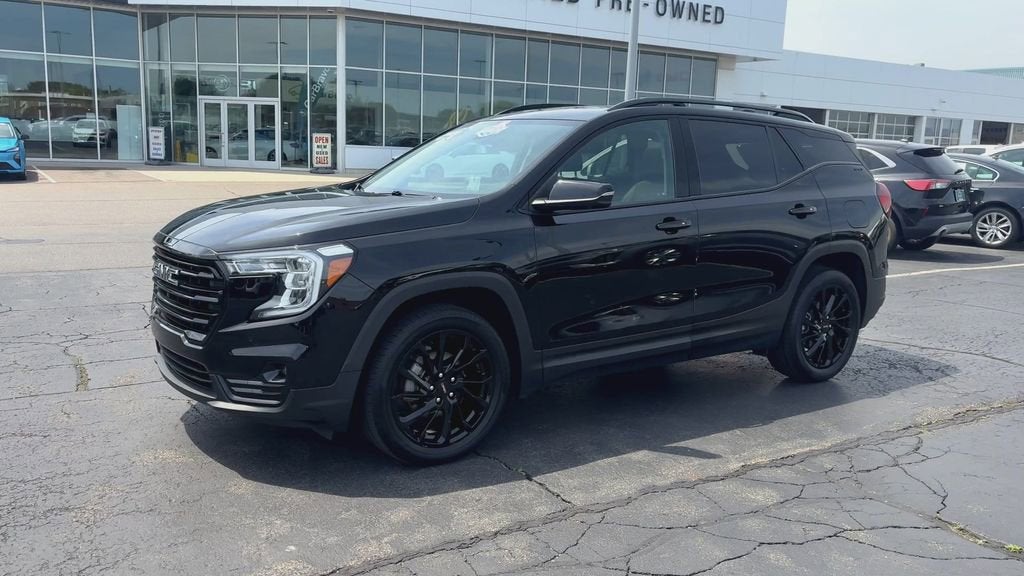 2023 GMC Terrain SLT