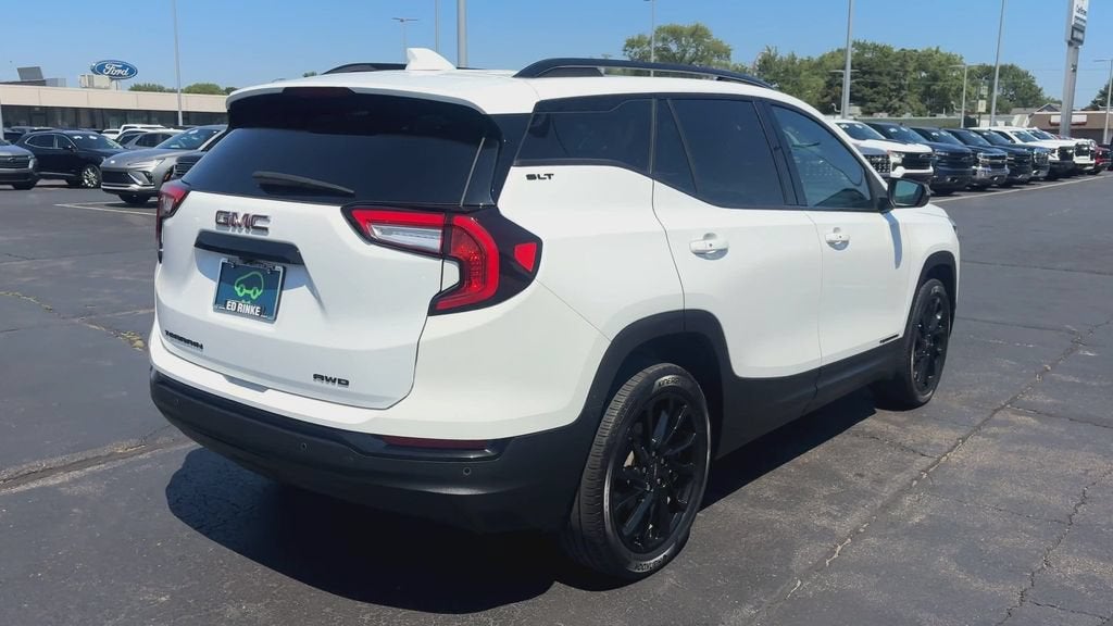 2023 GMC Terrain SLT