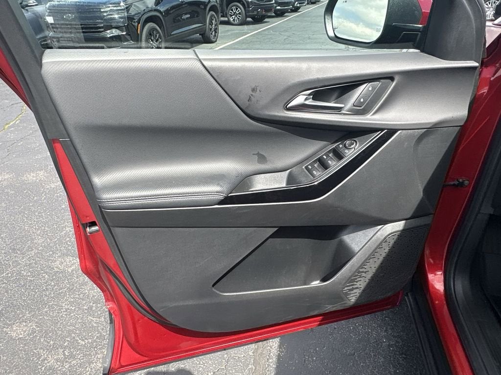 2025 Chevrolet Equinox LT - Photo 22