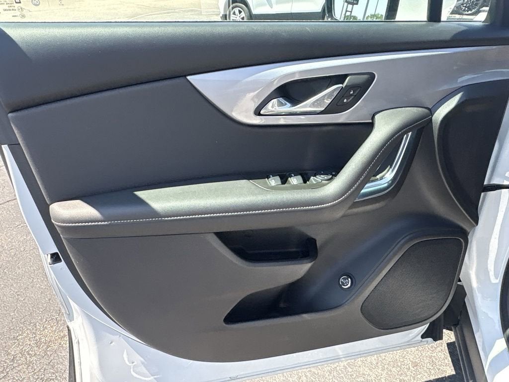 2025 Chevrolet Blazer 2LT - Photo 21