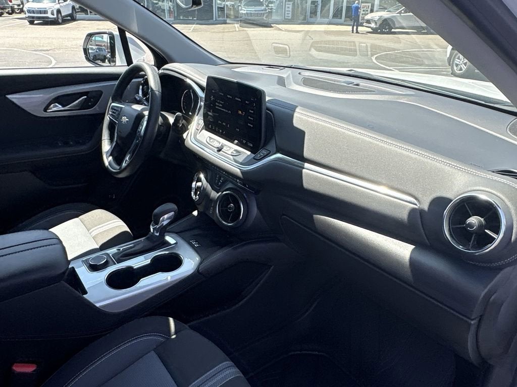2025 Chevrolet Blazer 2LT - Photo 27