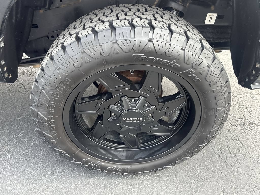 2022 Toyota Tacoma SR V6