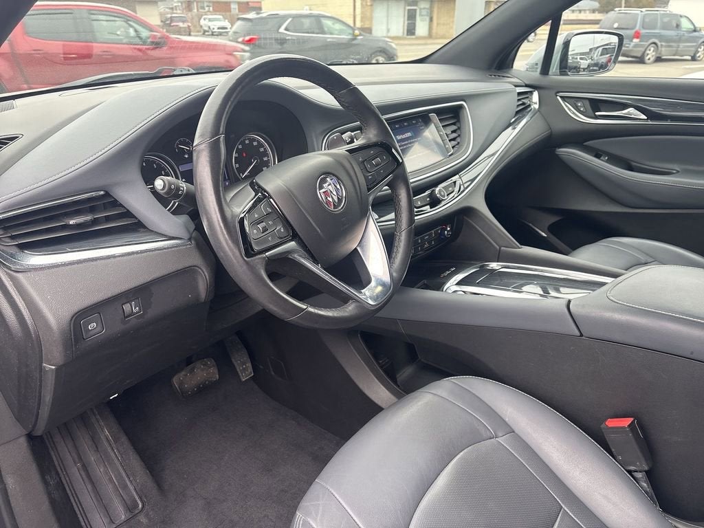 2023 Buick Enclave Essence