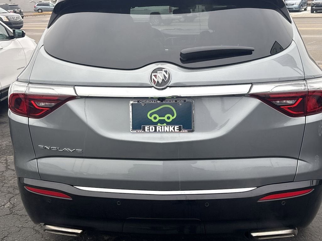 2023 Buick Enclave Essence