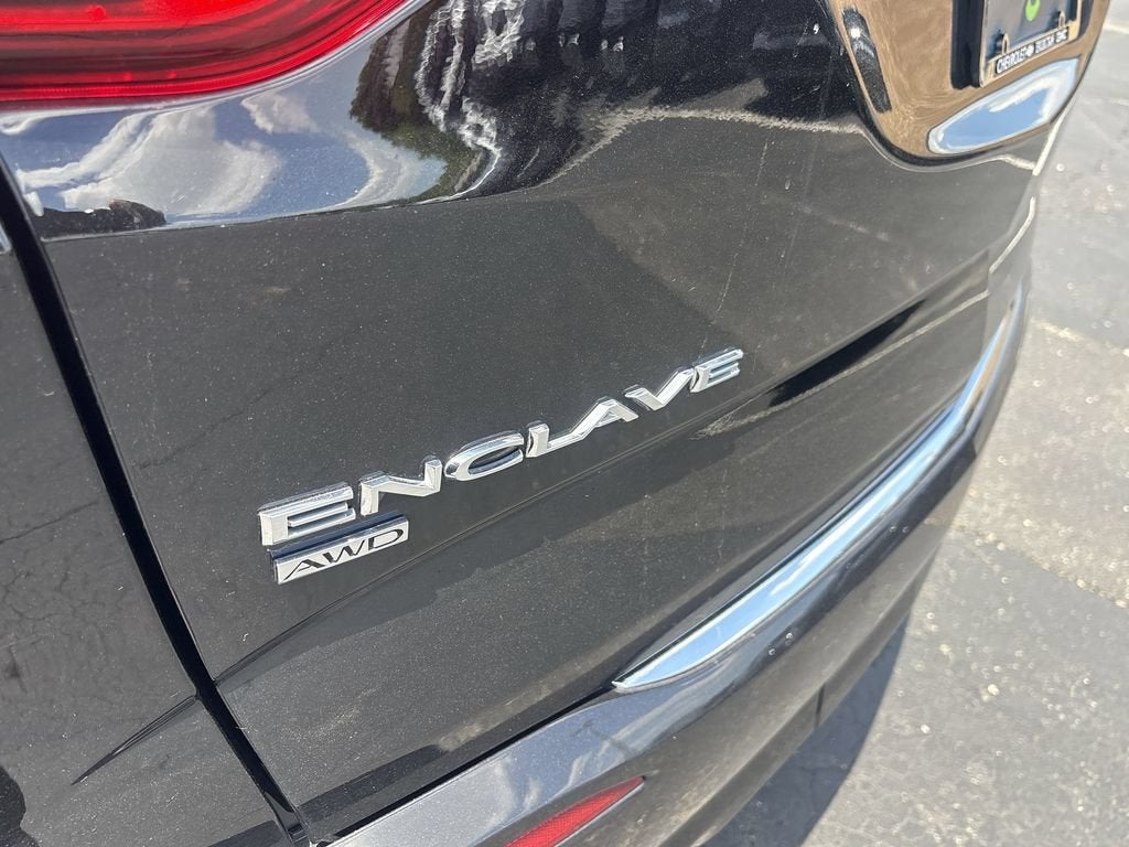 2024 Buick Enclave Essence