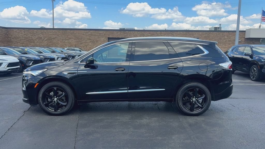 2024 Buick Enclave Essence