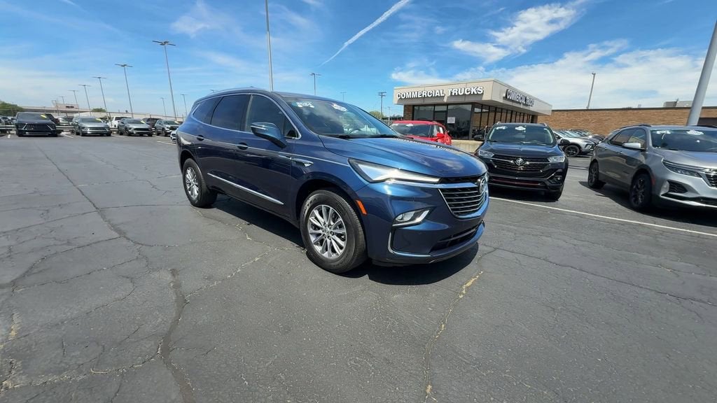 2024 Buick Enclave Essence