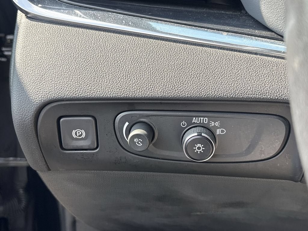 2020 Buick Enclave Essence