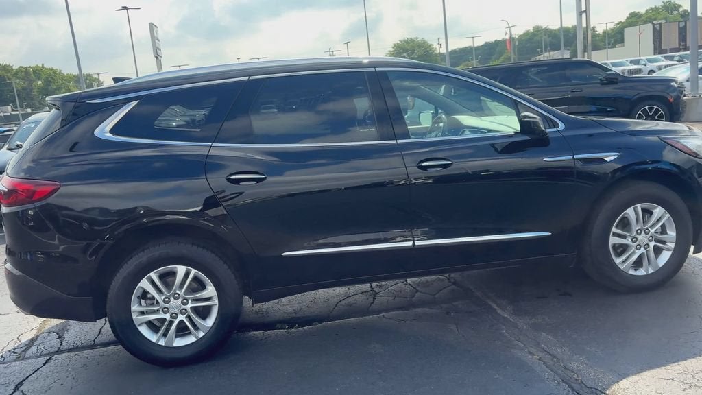 2020 Buick Enclave Essence