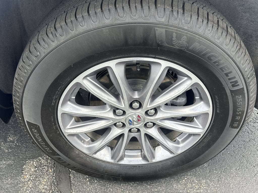 2024 Buick Enclave Essence