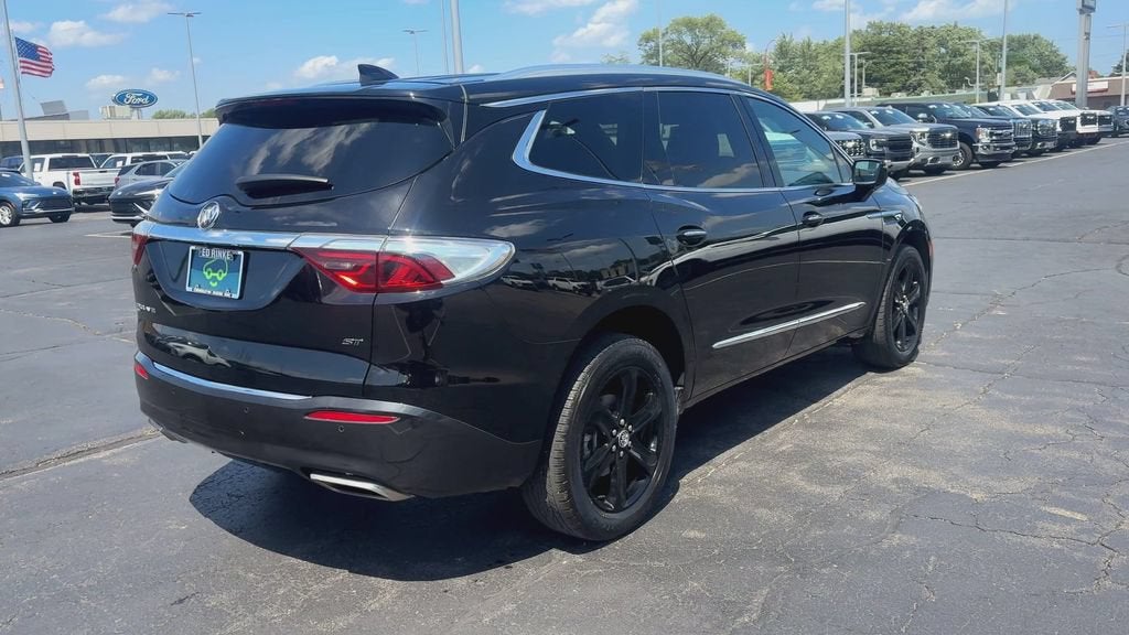 2024 Buick Enclave Essence