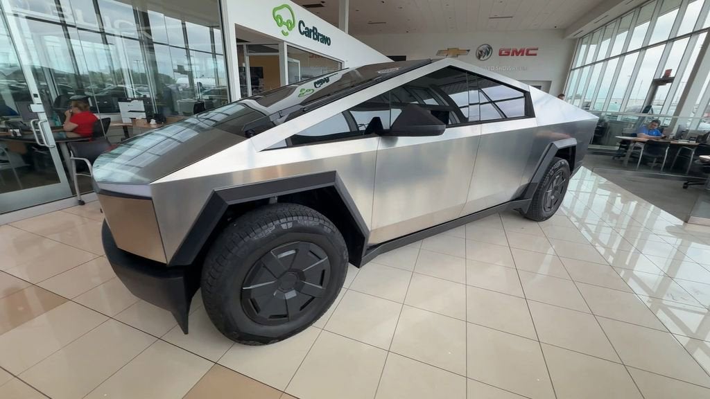2024 Tesla Cybertruck All-Wheel Drive