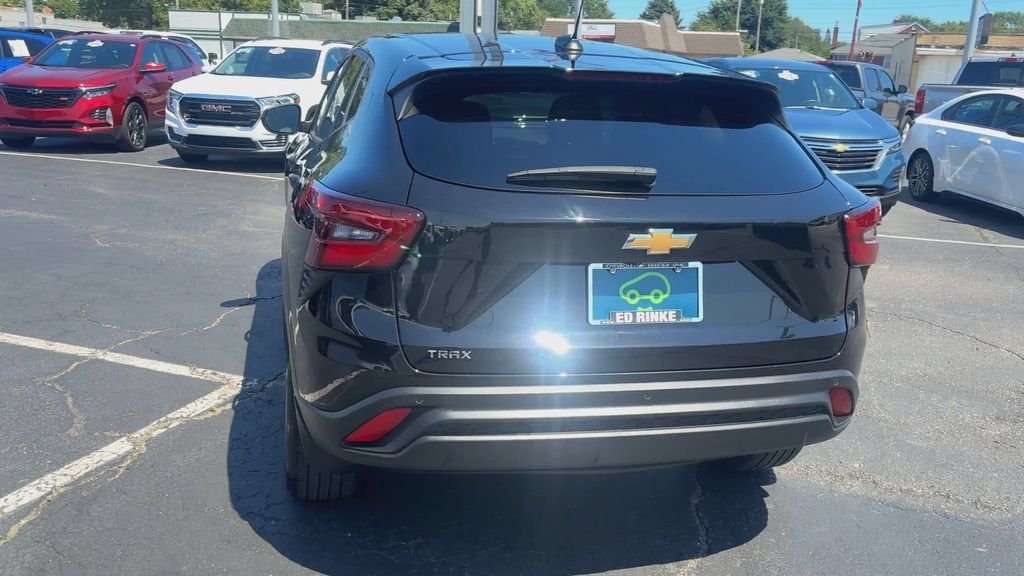 2025 Chevrolet Trax LS