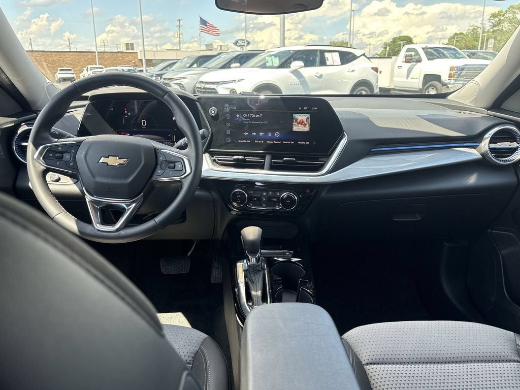 2024 Chevrolet Trax LT