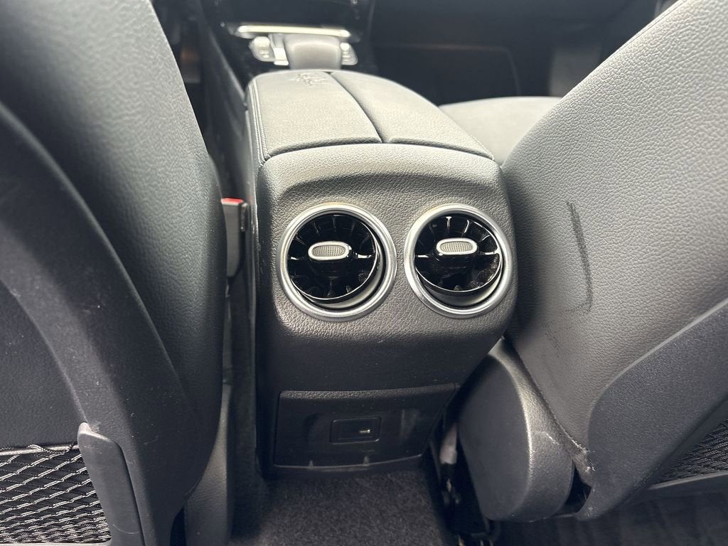 2022 Mercedes-Benz A 220 A 220