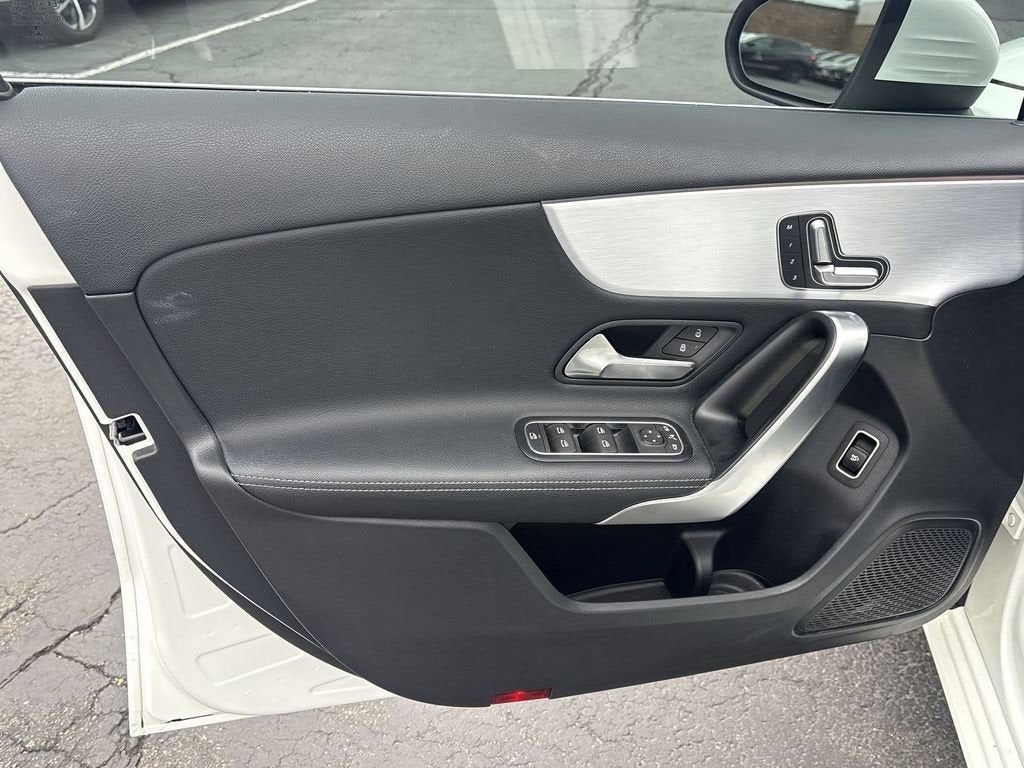 2022 Mercedes-Benz A 220 A 220