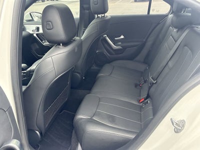 2022 Mercedes-Benz A 220 A 220