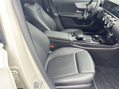 2022 Mercedes-Benz A 220 A 220