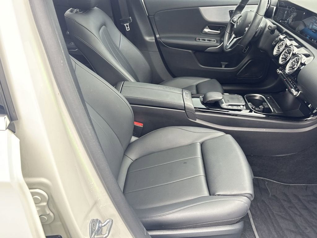 2022 Mercedes-Benz A 220 A 220